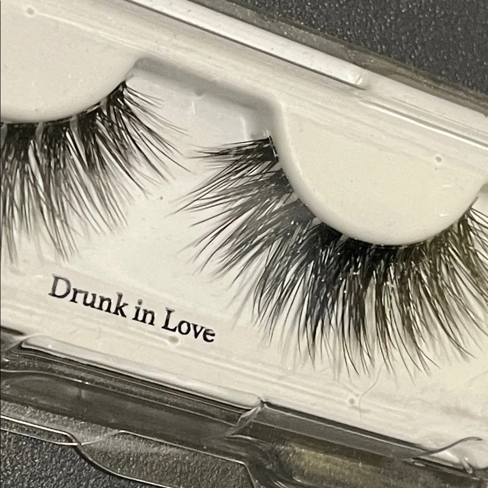 KISS X MEREDITH DUXBURY Holiday Limited Edition False Eyelashes, ‘Drunk In Love’